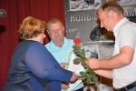 увеличить Награждение работников завода
