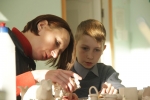увеличить