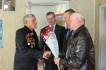 увеличить Вручение медали Букрееву Павлу Никитовичу
