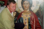 увеличить В. Светочев и икона Архангел Михаил