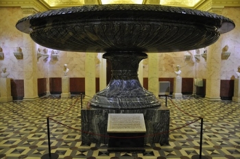 Колывань камнерезная